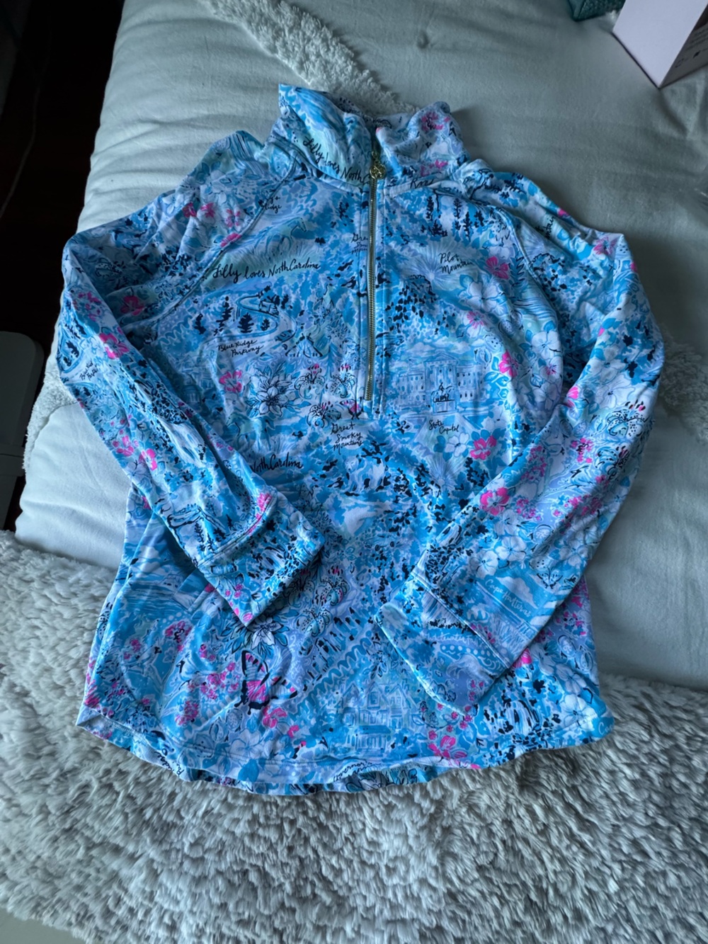 Lilly Pulitzer UPF 50+ Skipper Popover - blue peri Lilly loves North Carolina